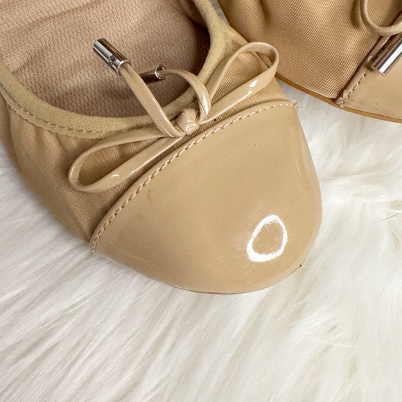 MICHAEL KORS LIGHT TAN VEGAN BALLET FLATS SZ 7.5 - Picture 5 of 10